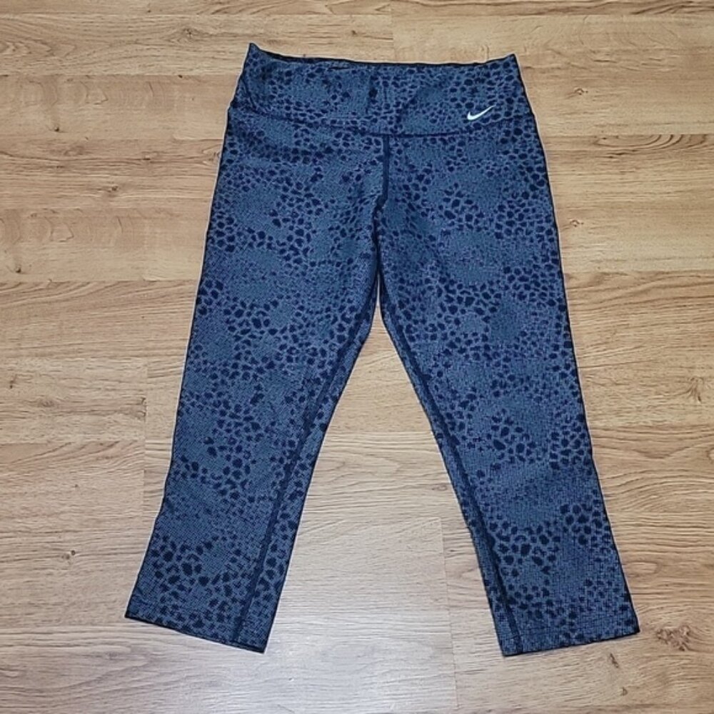 Nike Black An Bluish Grey Cropped Leggings Size S